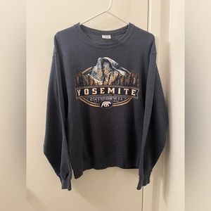 Yosemite crewneck